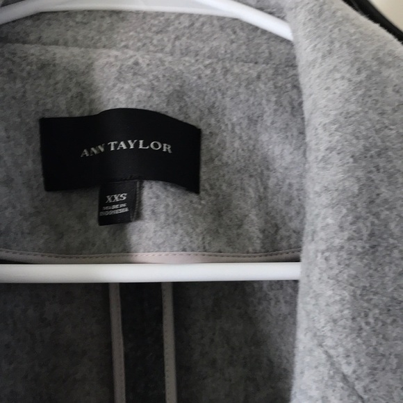 ANN TAYLOR Dress coat - Picture 2 of 3